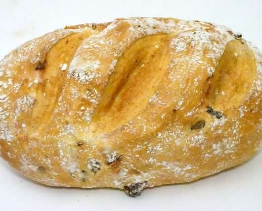 Gistbrood luxe tomaat en olijf